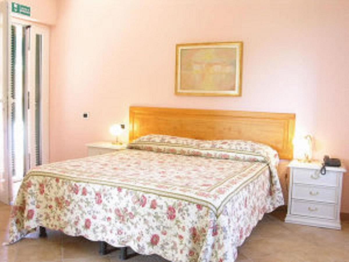 B&B Agriturismo Regno Di Toscana Коллесальветти Экстерьер фото