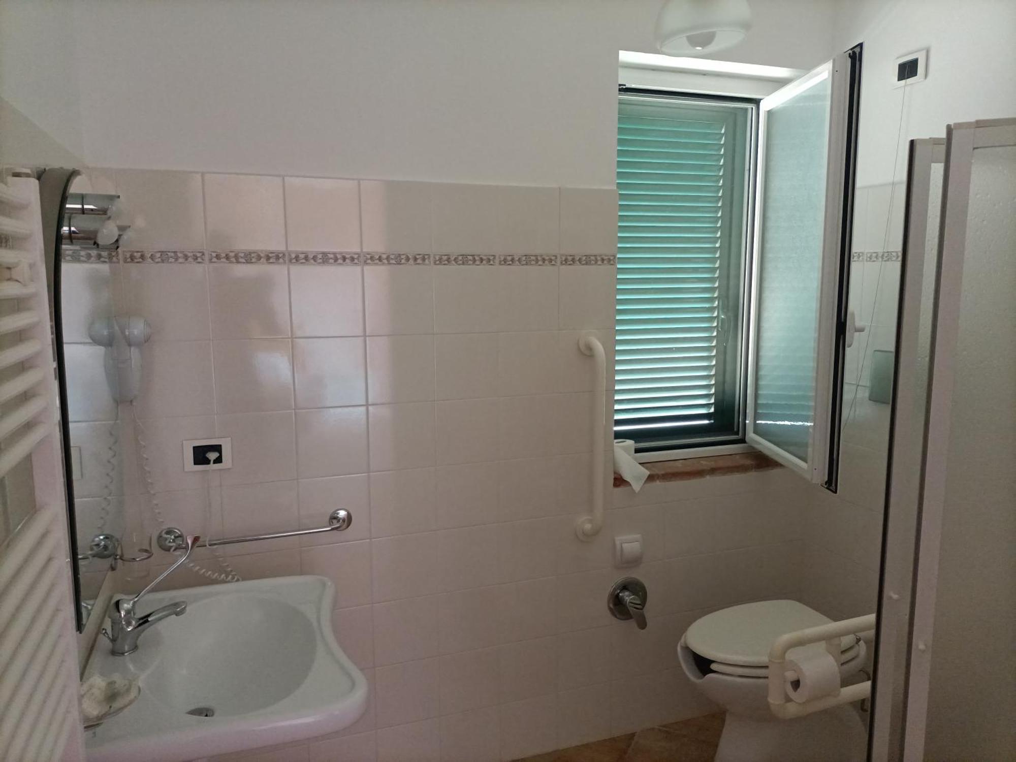 B&B Agriturismo Regno Di Toscana Коллесальветти Номер фото
